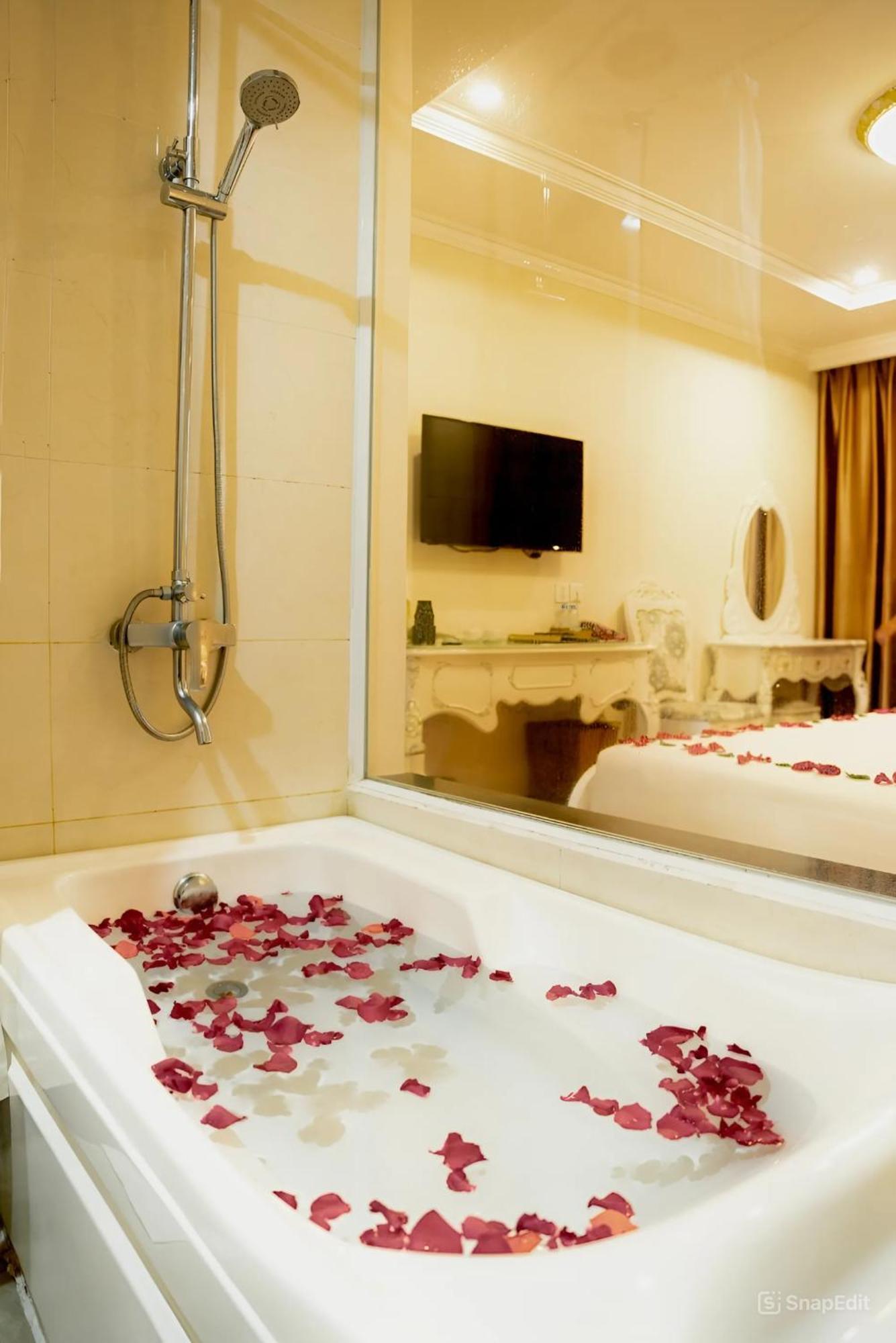 Tuyet Son Hotel Da Nang Luaran gambar