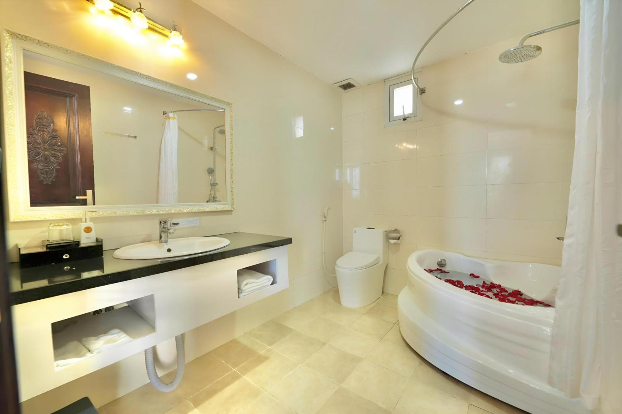 Tuyet Son Hotel Da Nang Luaran gambar
